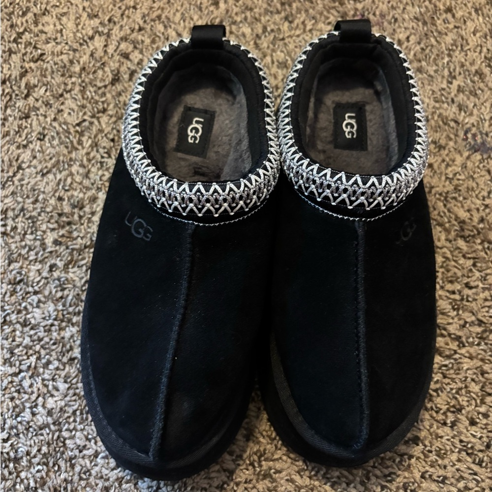 New! Never been worn size 6